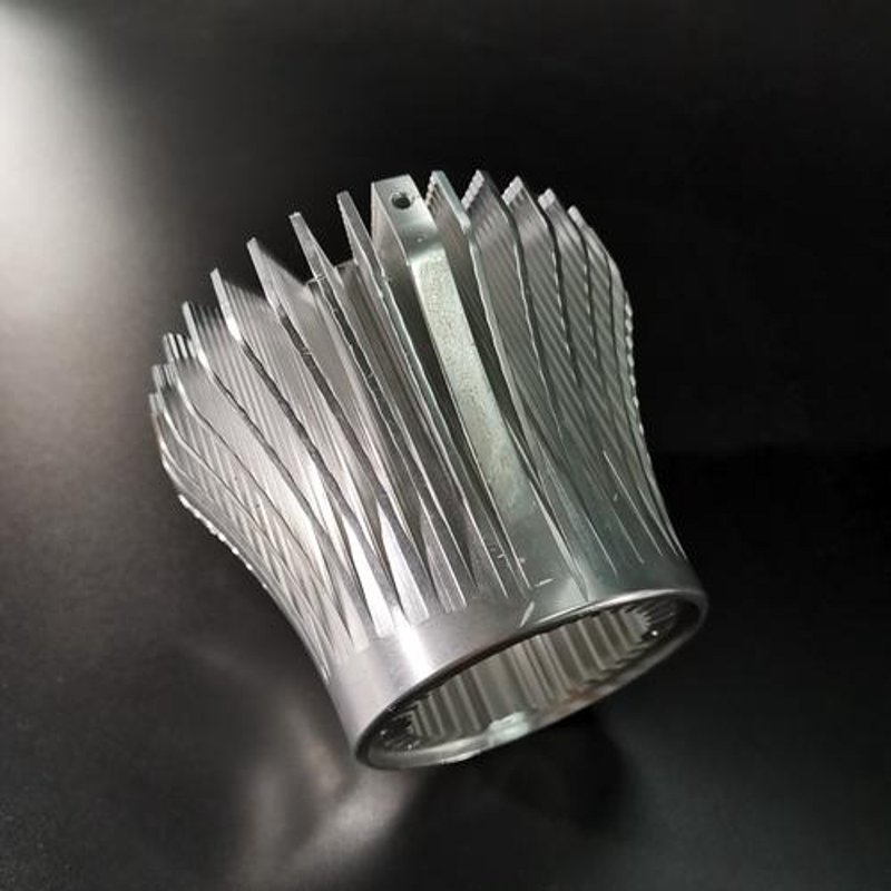 路灯散热器价格